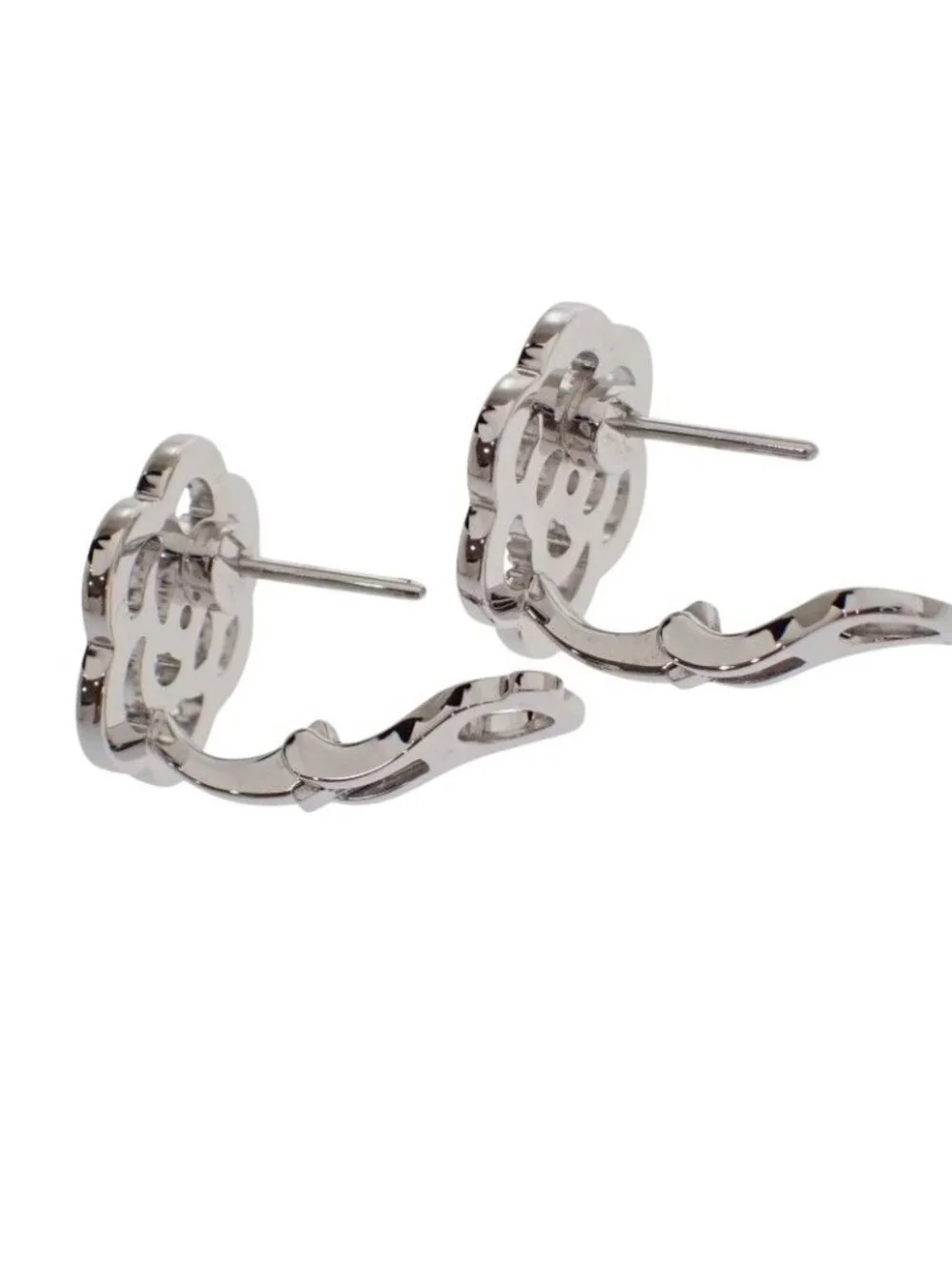 Chanel Camellia Collection Earrings Gold 18K Diamond To Your Ears